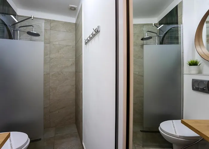 Lägenhet Metropole Bukarest